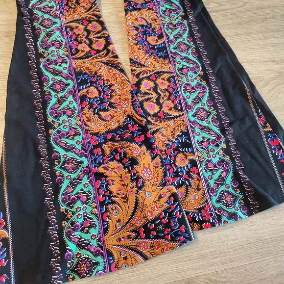 NWT Cleobella Bohi Paisley Print Bell Bottom Pants Small